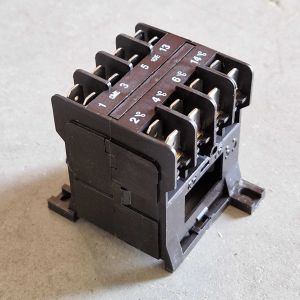 Contacteur 220V Ac(Pin)Mohf