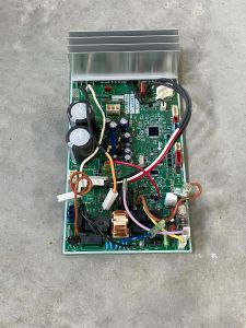 Circuit imprimé E12G13451 pour Mitsubishi MUZ-EF25VEH
